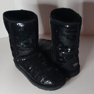 UGG Australia Classic Short Sparkles Boots